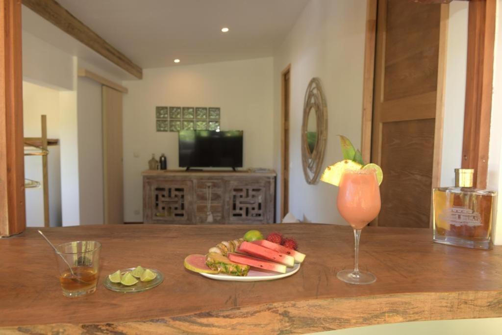 Appartement Cocotier, Elegant T3 Avec Jardin Tropical à Sainte-Anne Extérieur photo